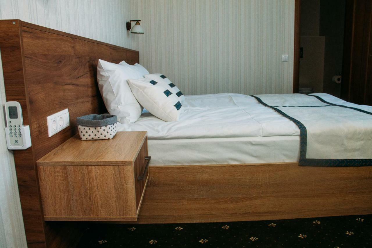 Rioro Hotel Mirhorod Kültér fotó