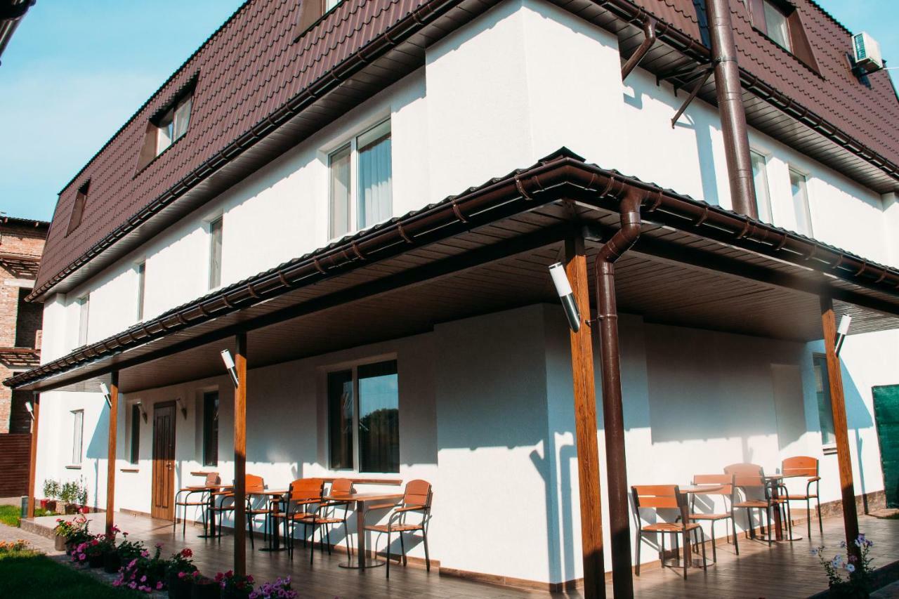 Rioro Hotel Mirhorod Kültér fotó