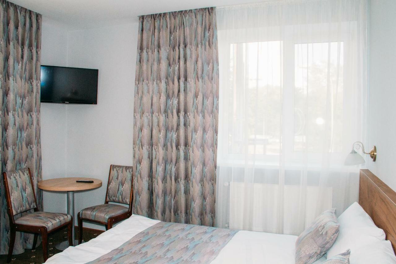Rioro Hotel Mirhorod Kültér fotó