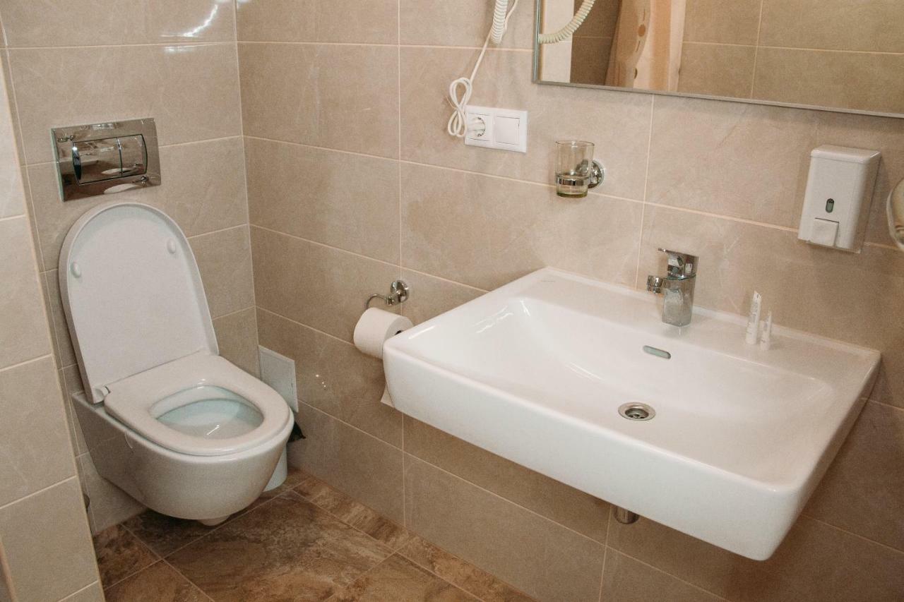Rioro Hotel Mirhorod Kültér fotó